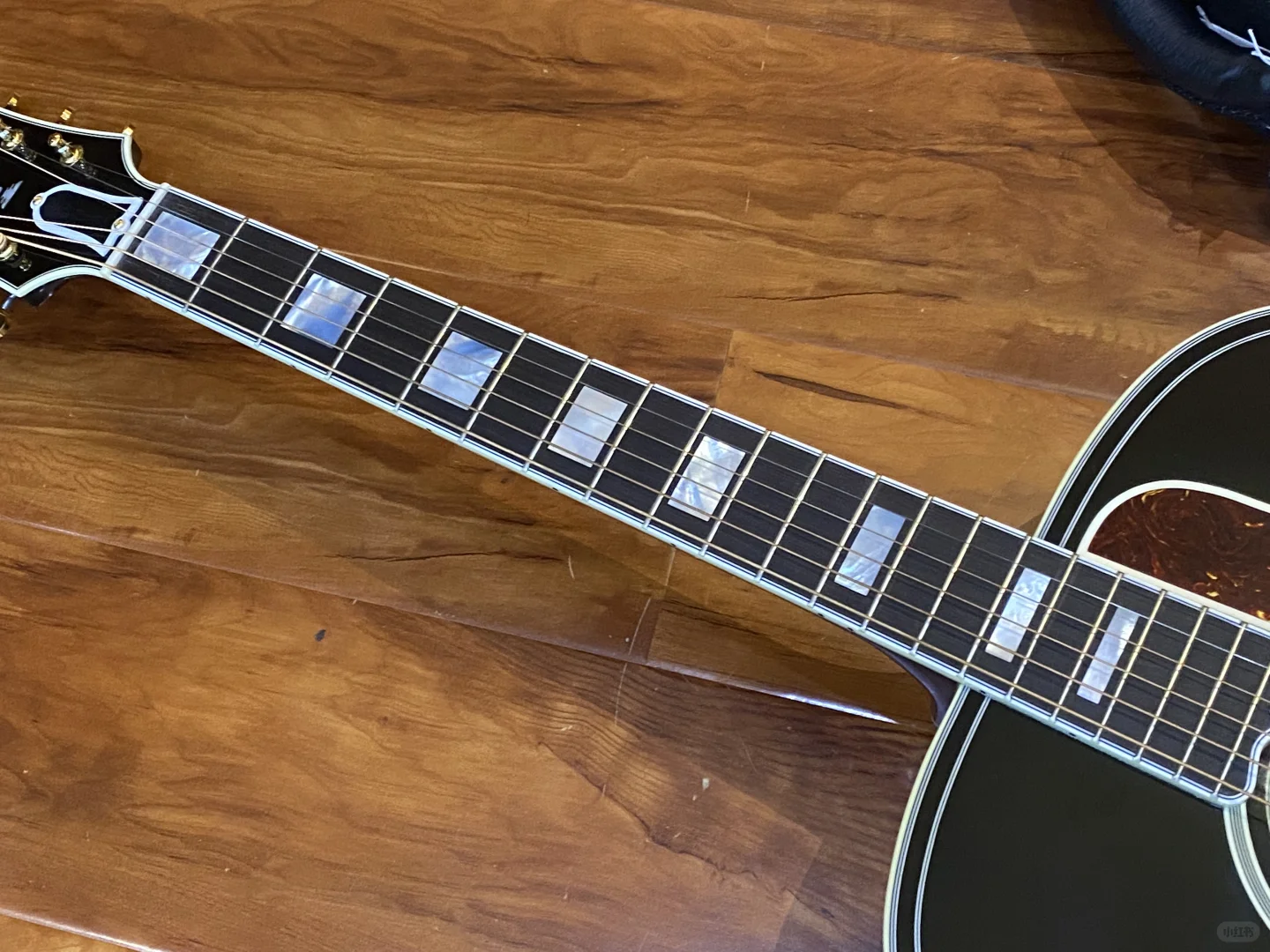 太霸气了Gibson吉普森sj200西部经典吉他