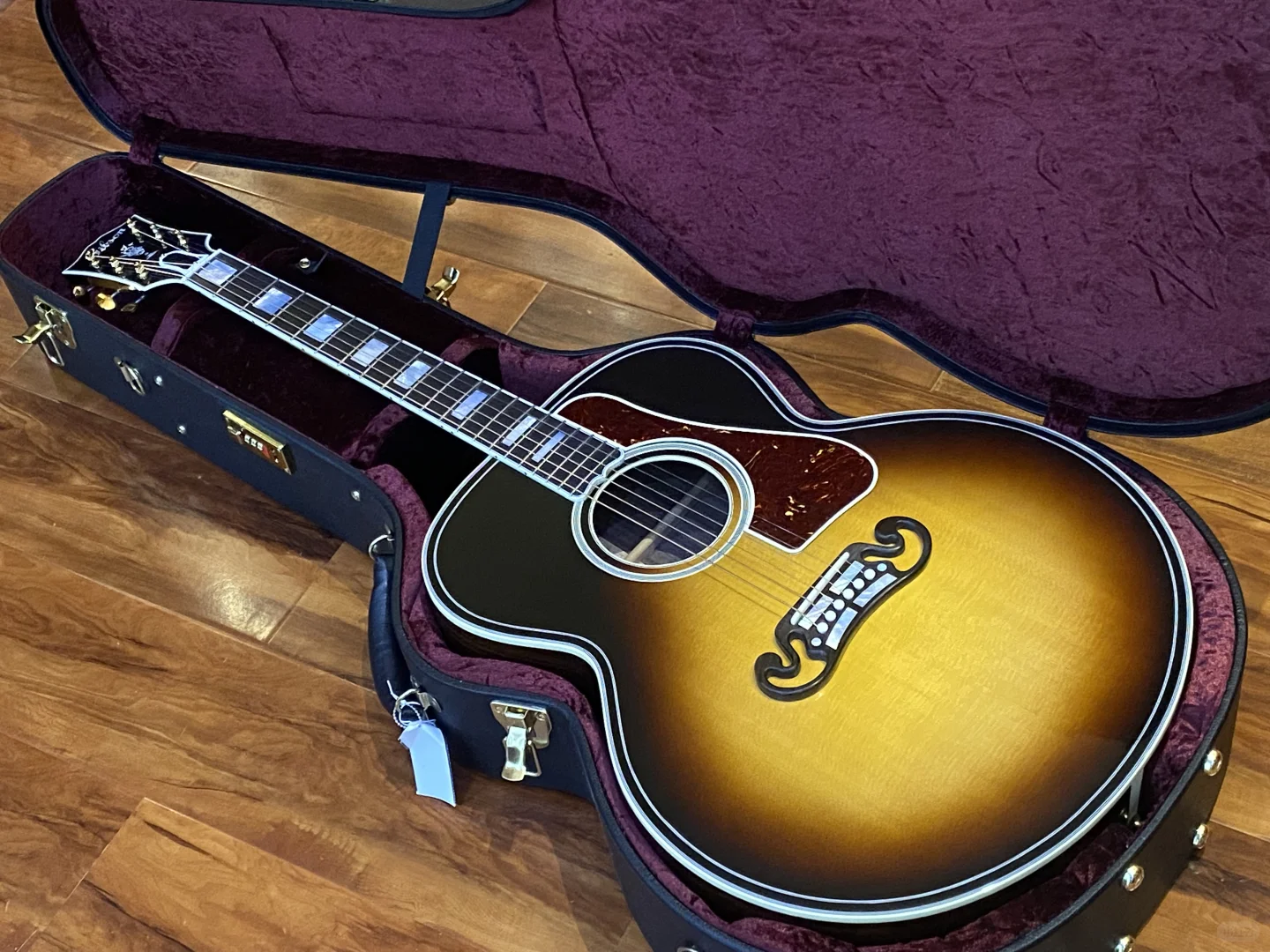 太霸气了Gibson吉普森sj200西部经典吉他