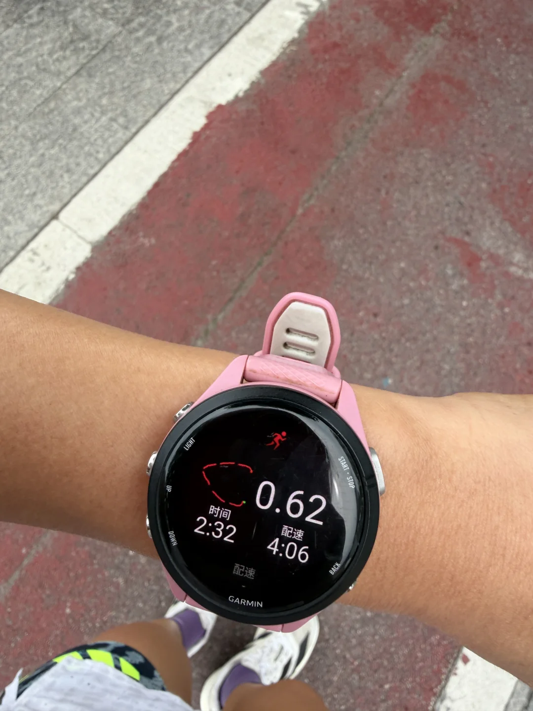 算了跟不跑步的说不清楚！有氧17公里配速513