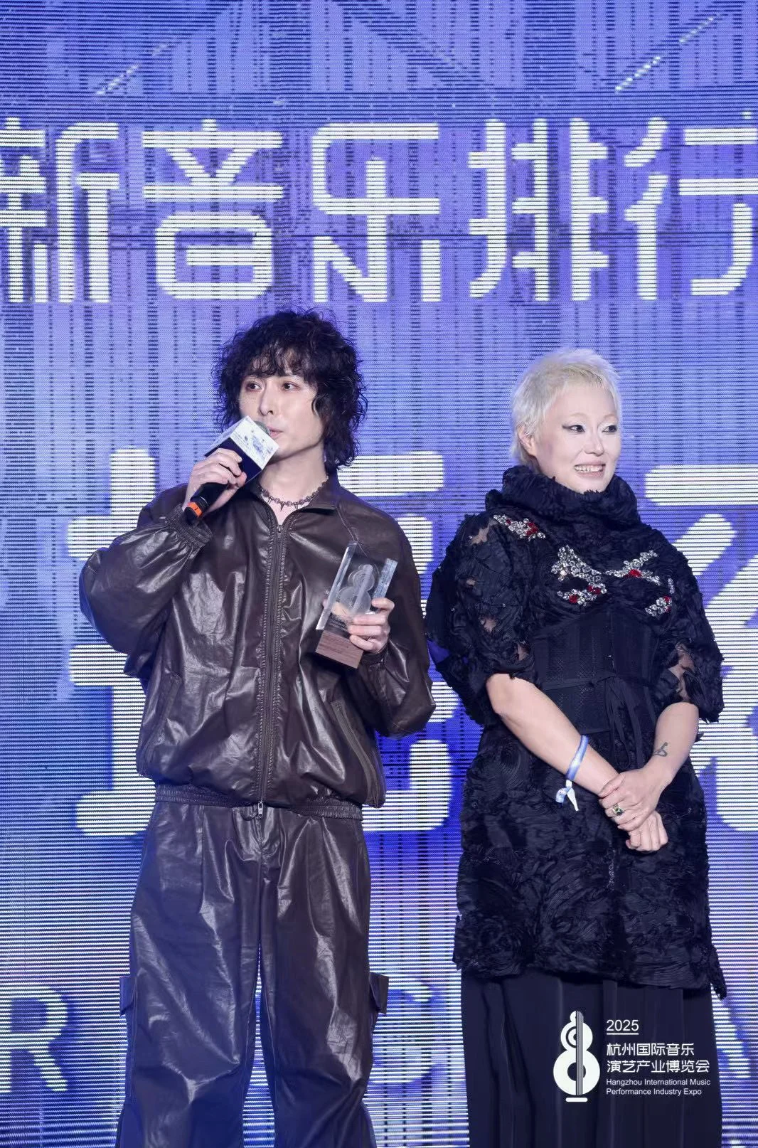 感谢中国新音乐排行榜🏆