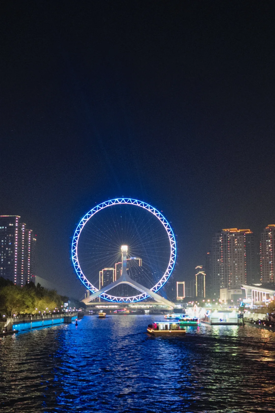 有人在天津眼没