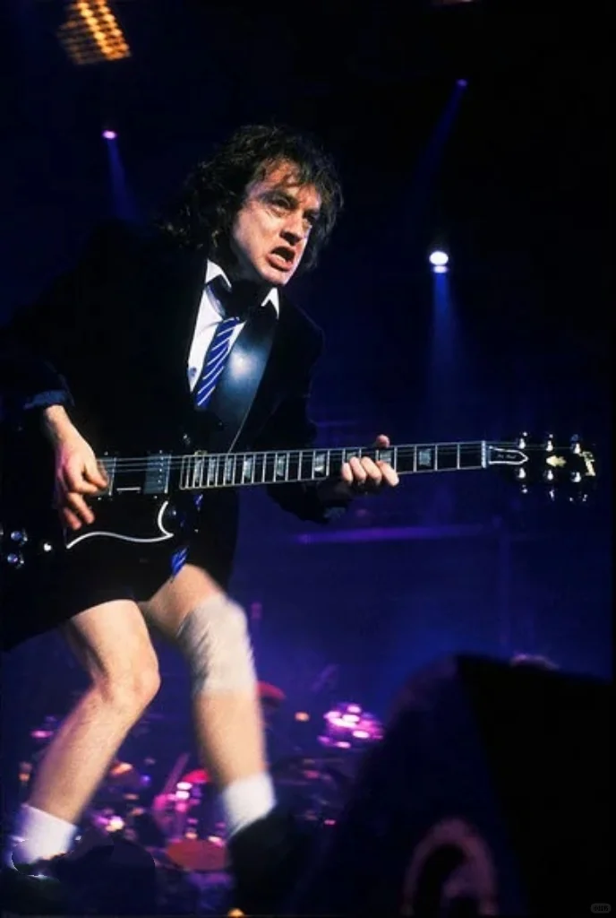 🎶入坑摇滚指南🤘AC/DC