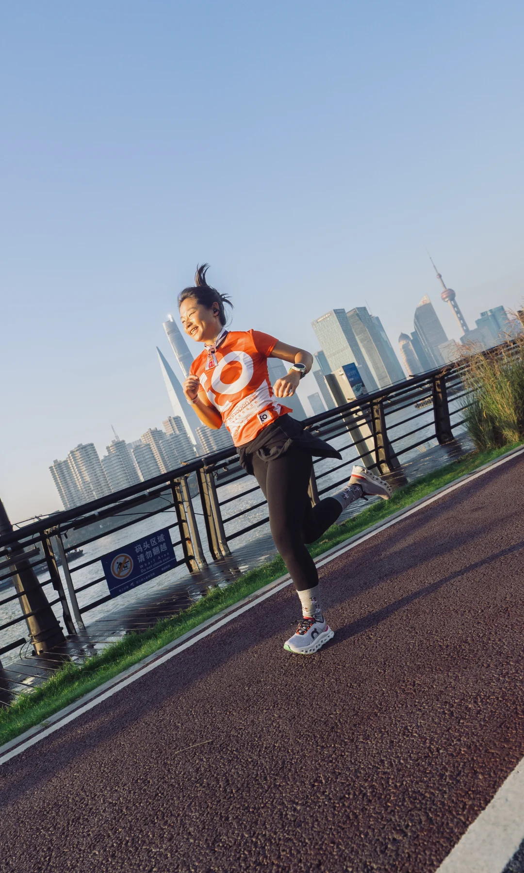 带上耳机跑在自己的节奏里就好啦