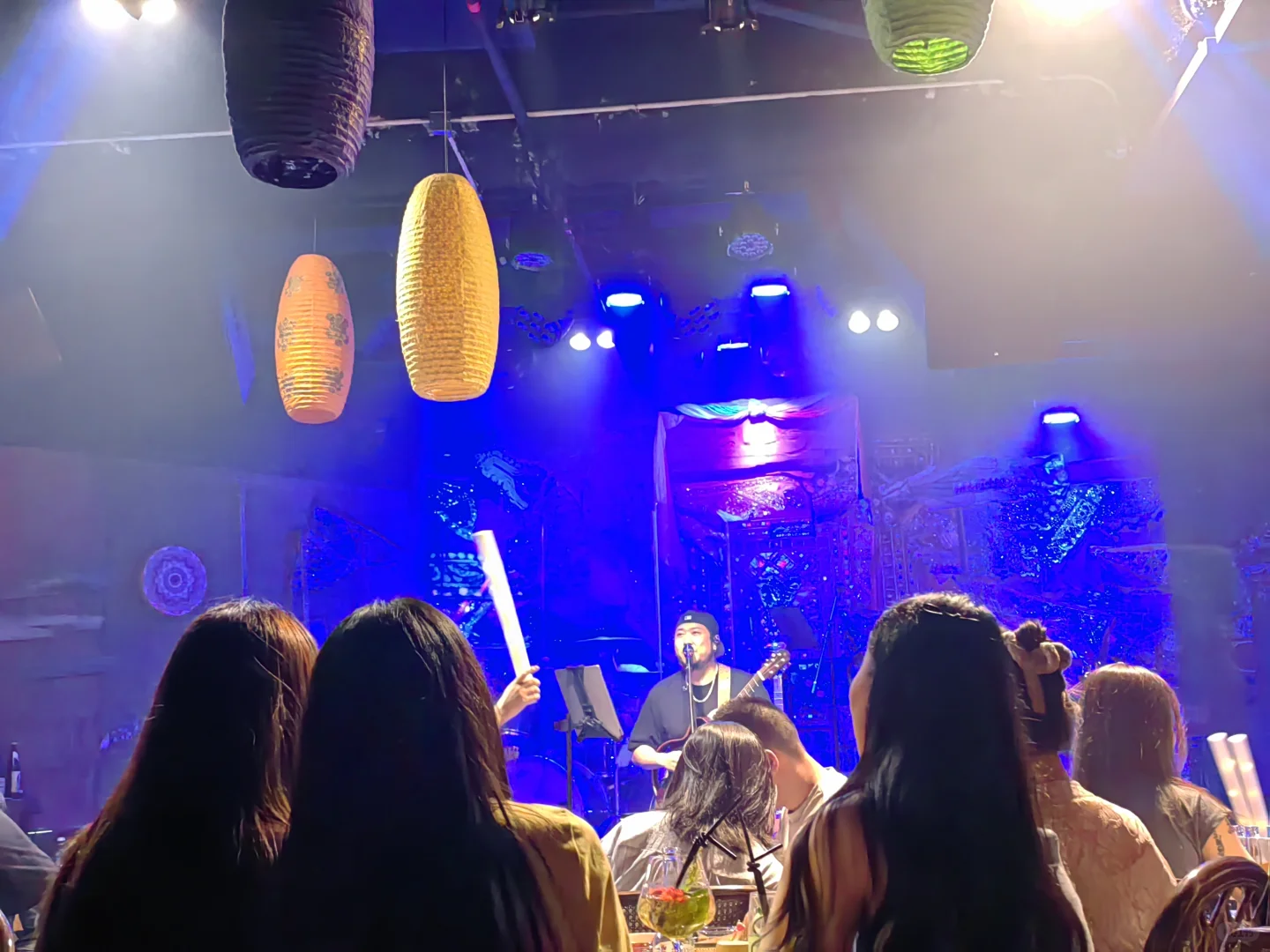 被一首老歌偷袭了回忆