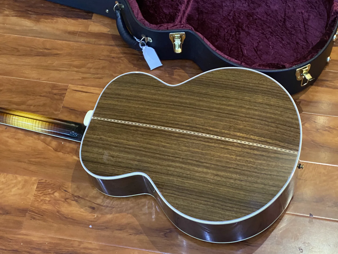 太霸气了Gibson吉普森sj200西部经典吉他