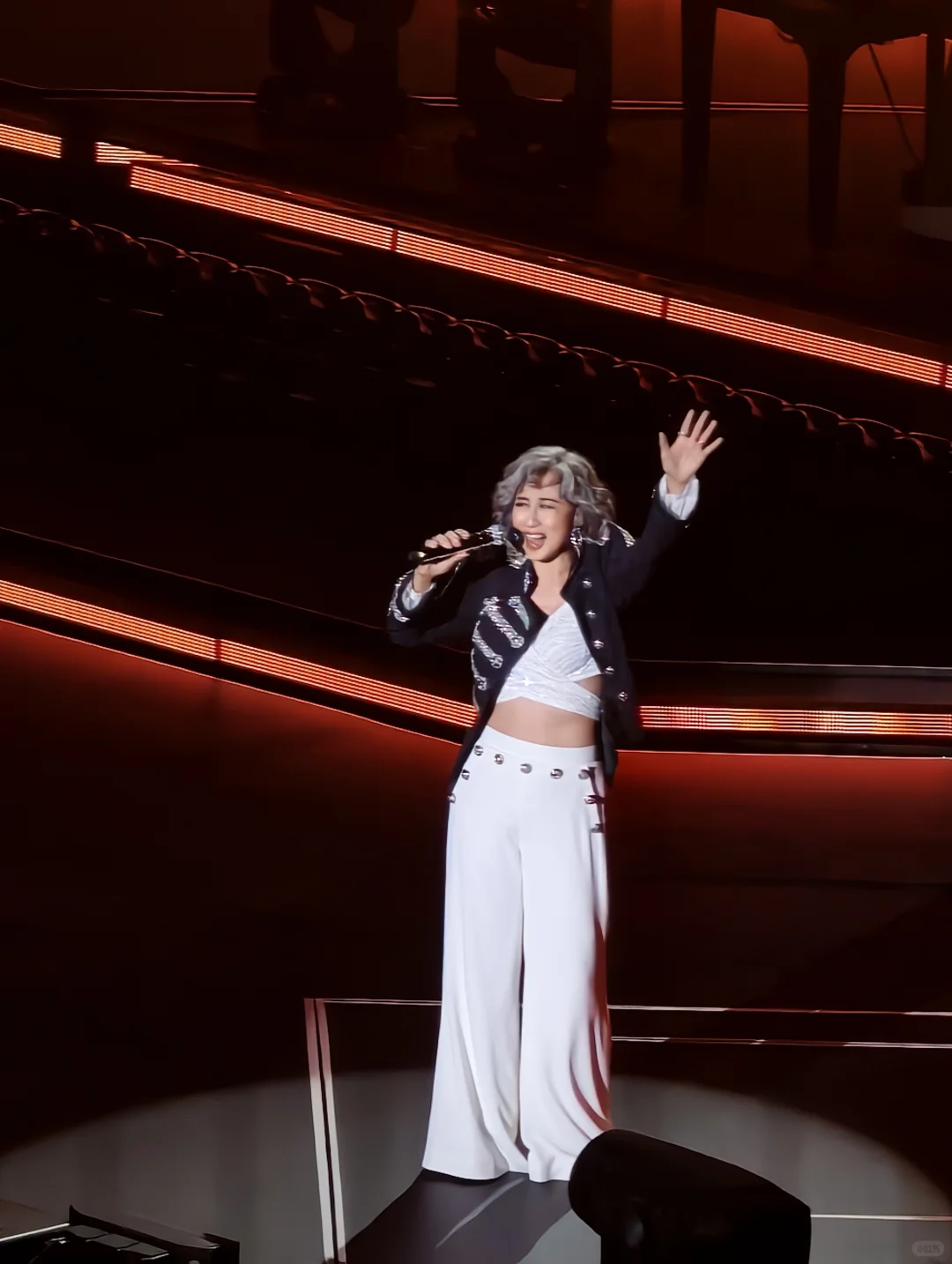 敢爱敢做的胡须佬和侠女还是铁肺？！