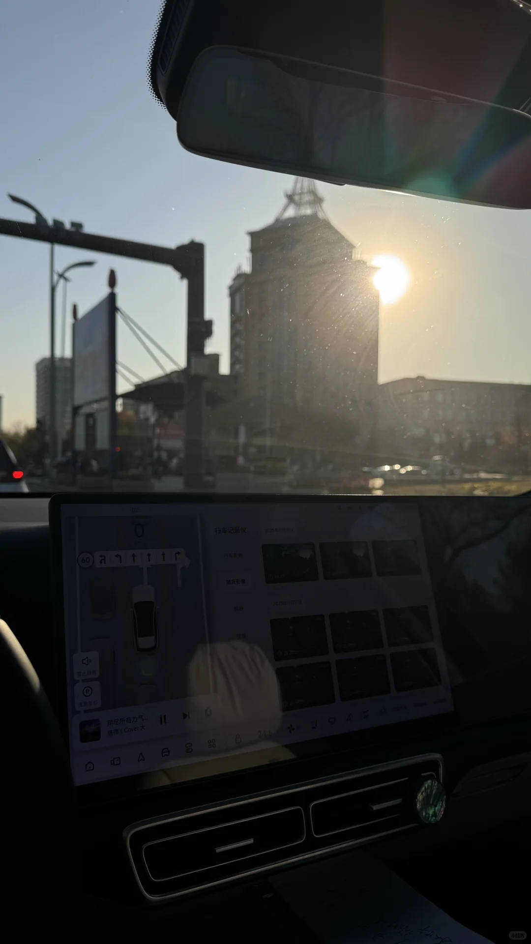 谁懂啊！理想把通勤路变成了治愈时光🌿