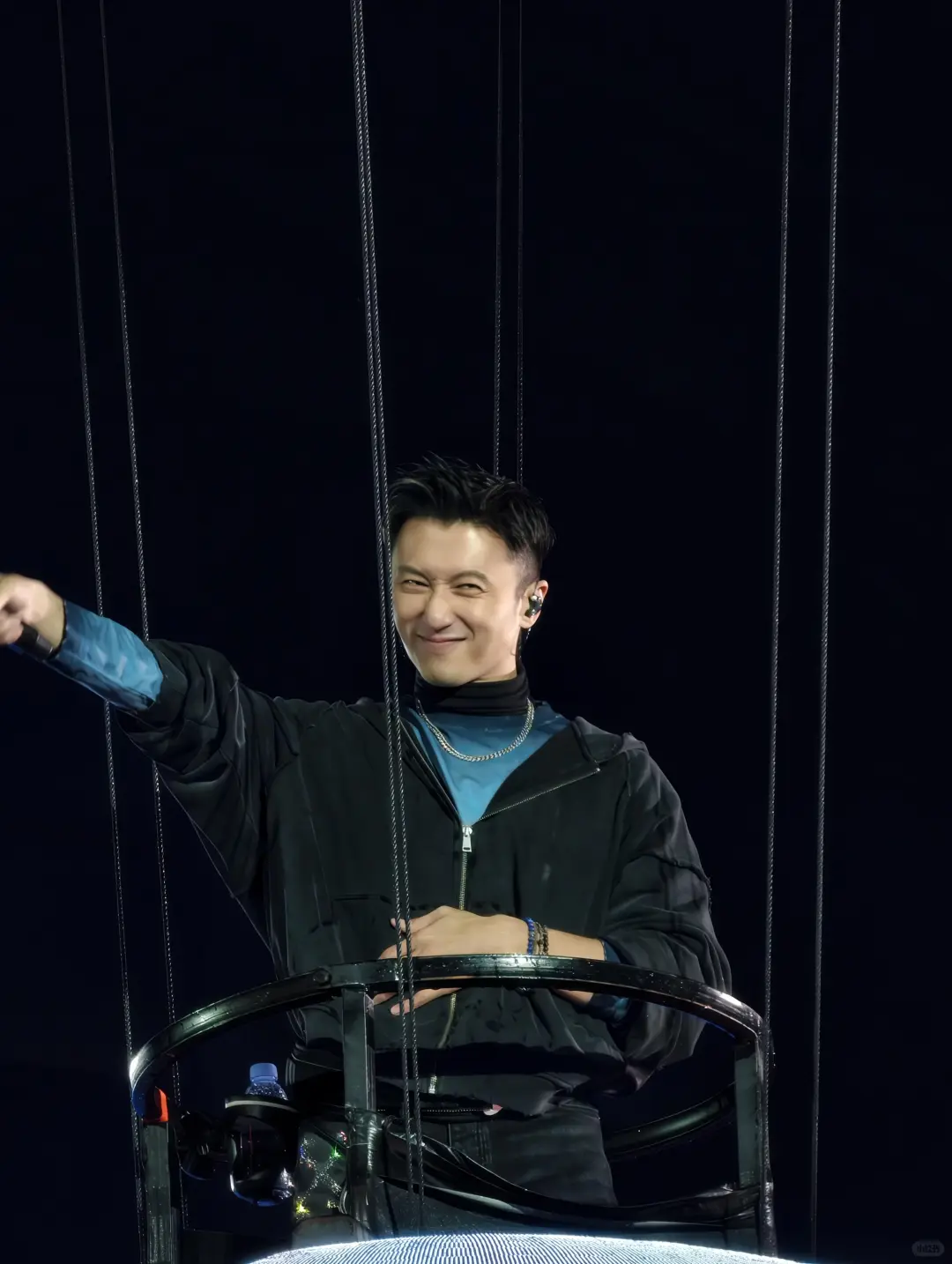 谢霆锋用最纯粹的歌声，唤醒刻在DNA里的青春