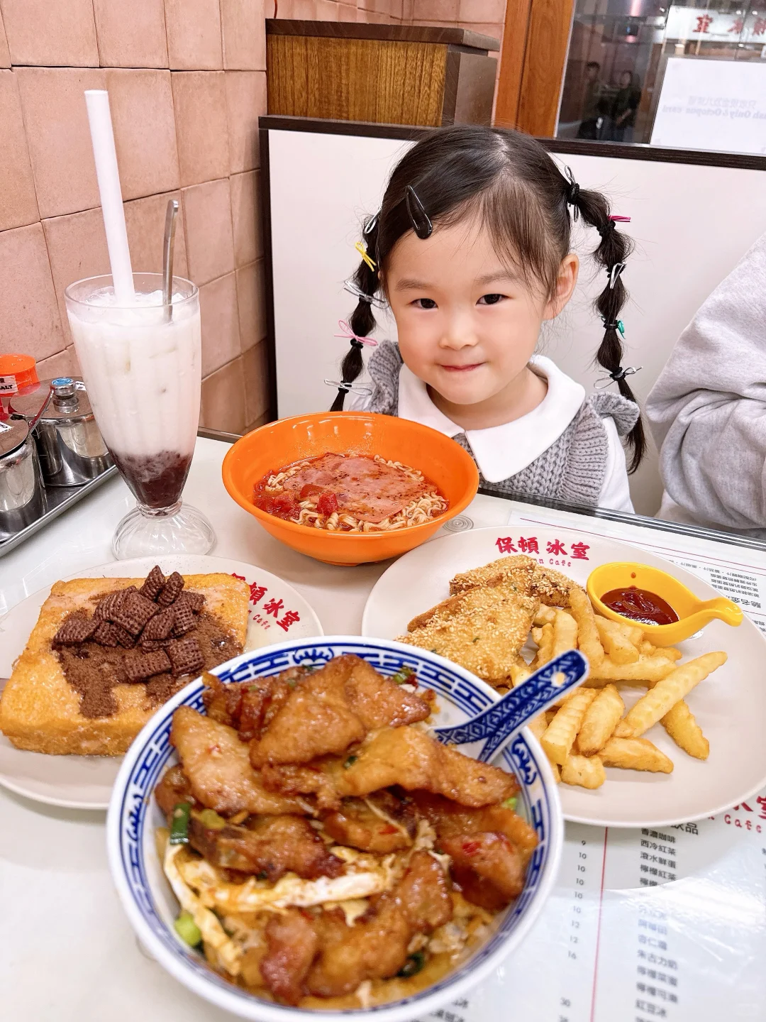 ✿ 香港🇭🇰懷舊保頓冰室* 必食豬油撈飯😋✿