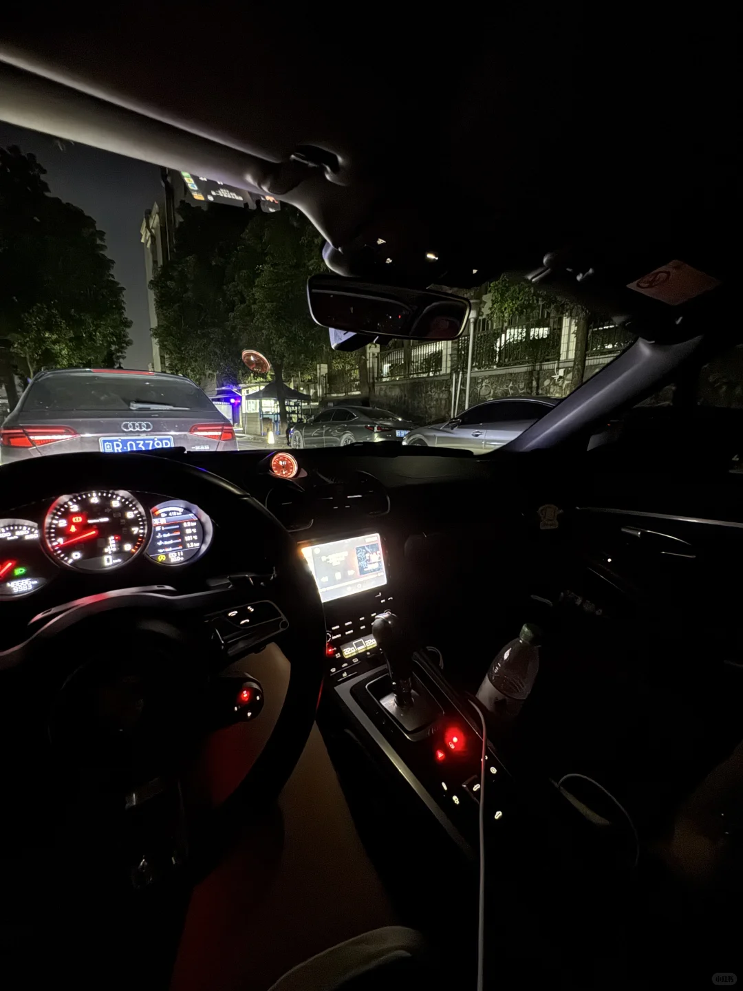 真的好喜欢晚上开车