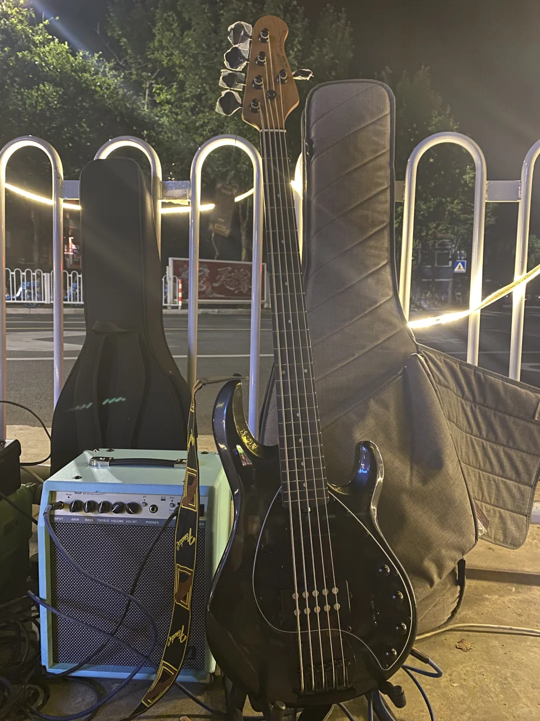 两千多块钱的贝斯套装路演实践