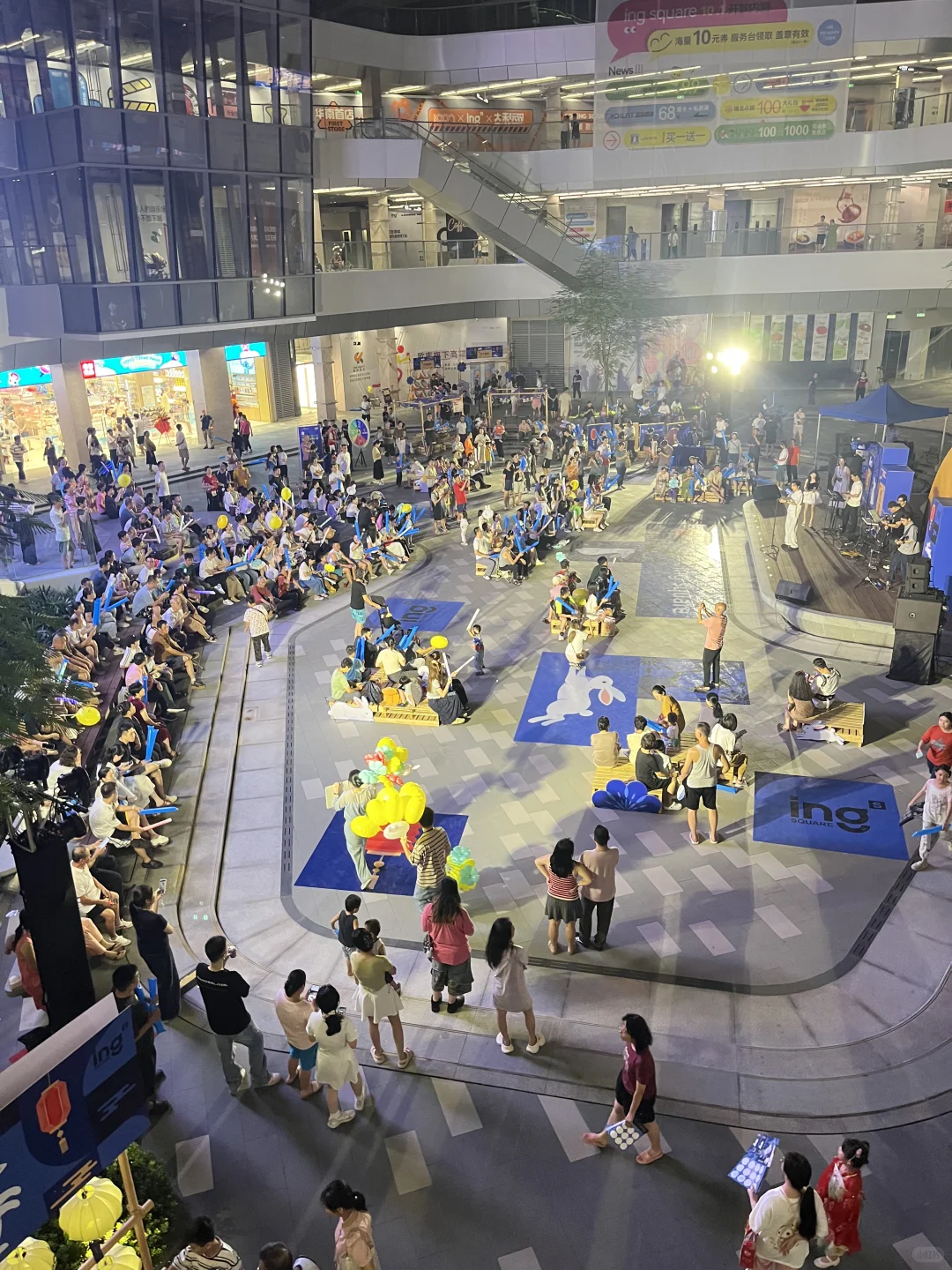 还唱的不错，都是80后经典歌曲！