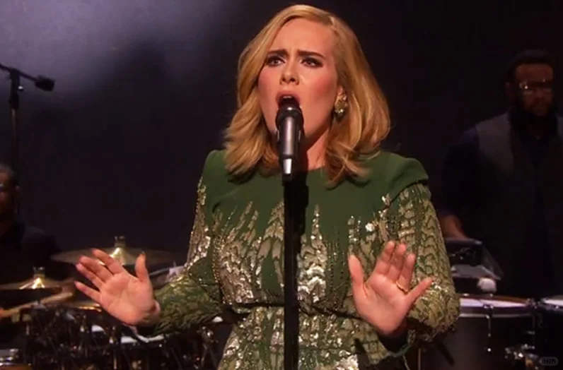 🚨Adele第3️⃣张专辑《25》发行10周年！！！