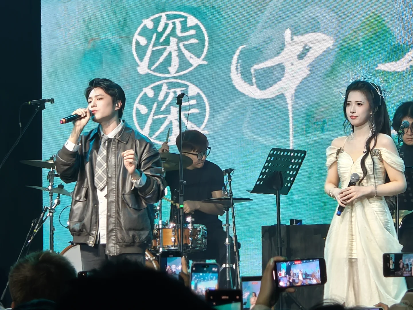 第一次追国风歌手，平生不晚