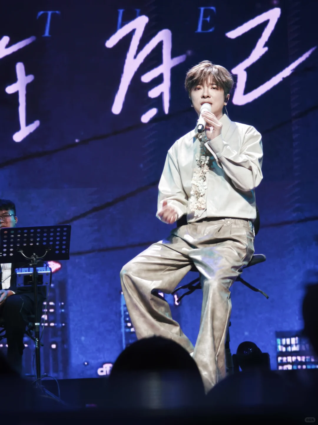 萧忆情来批作业！