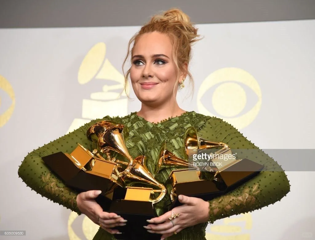 🚨Adele第3️⃣张专辑《25》发行10周年！！！