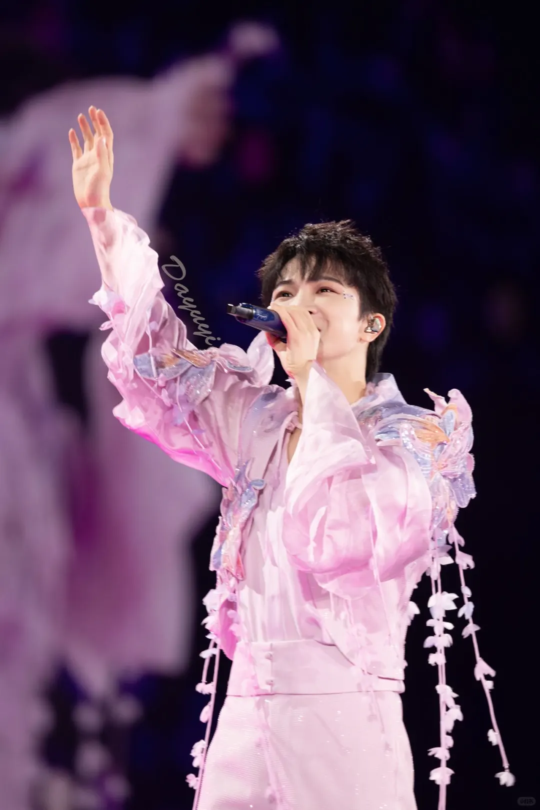 周深成都巡演燃沸秋夜 🎤🔥