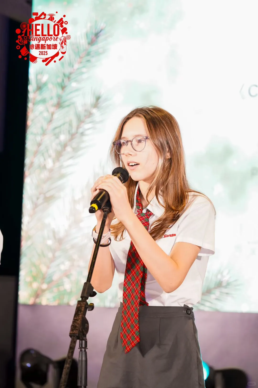 她唱的真的很好听