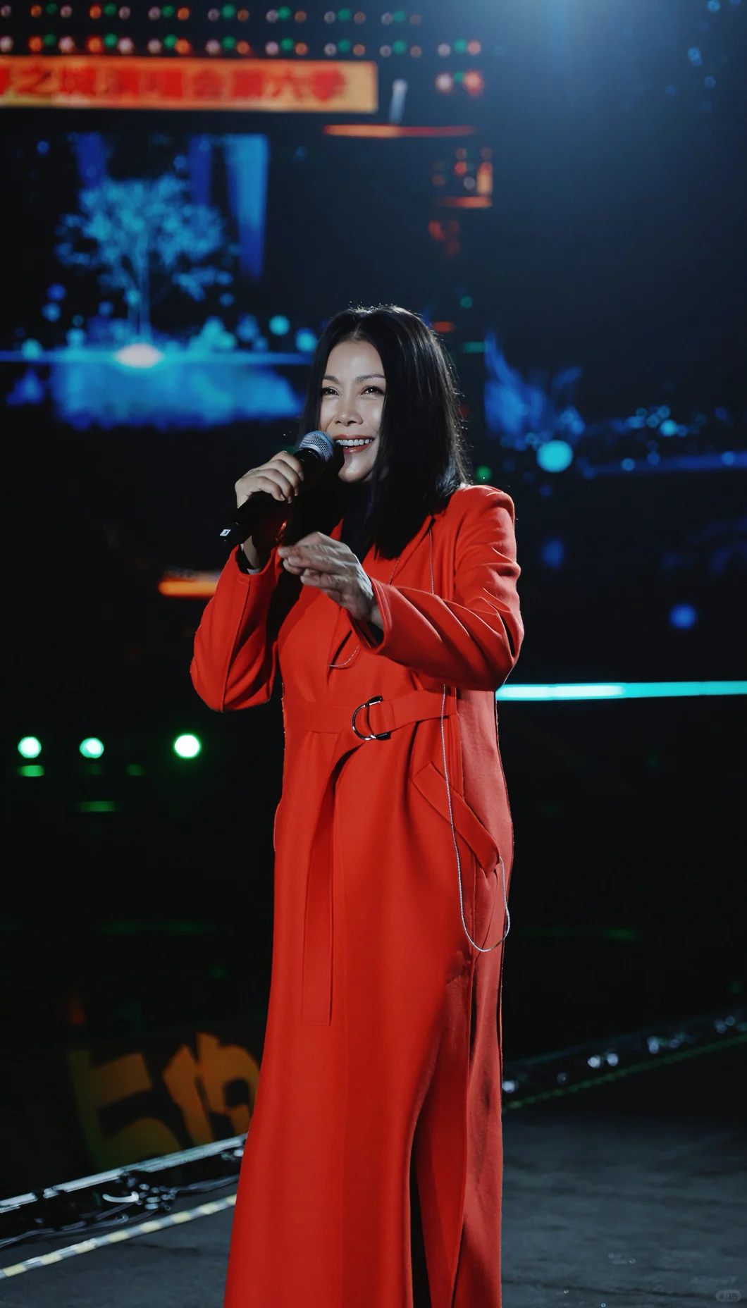 二十四载归来！田震北京再开唱