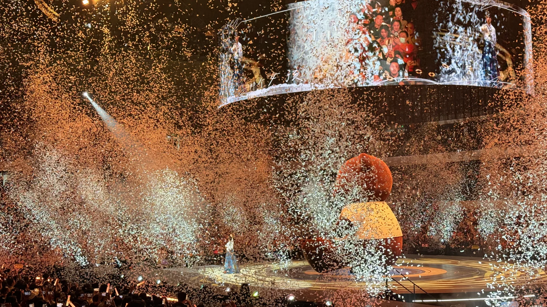 深圳刘若英，舞台设计太用心了吧！