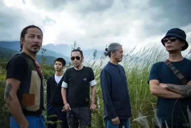 民谣界的朋克，三首歌解码兰州的悲凉与滚烫