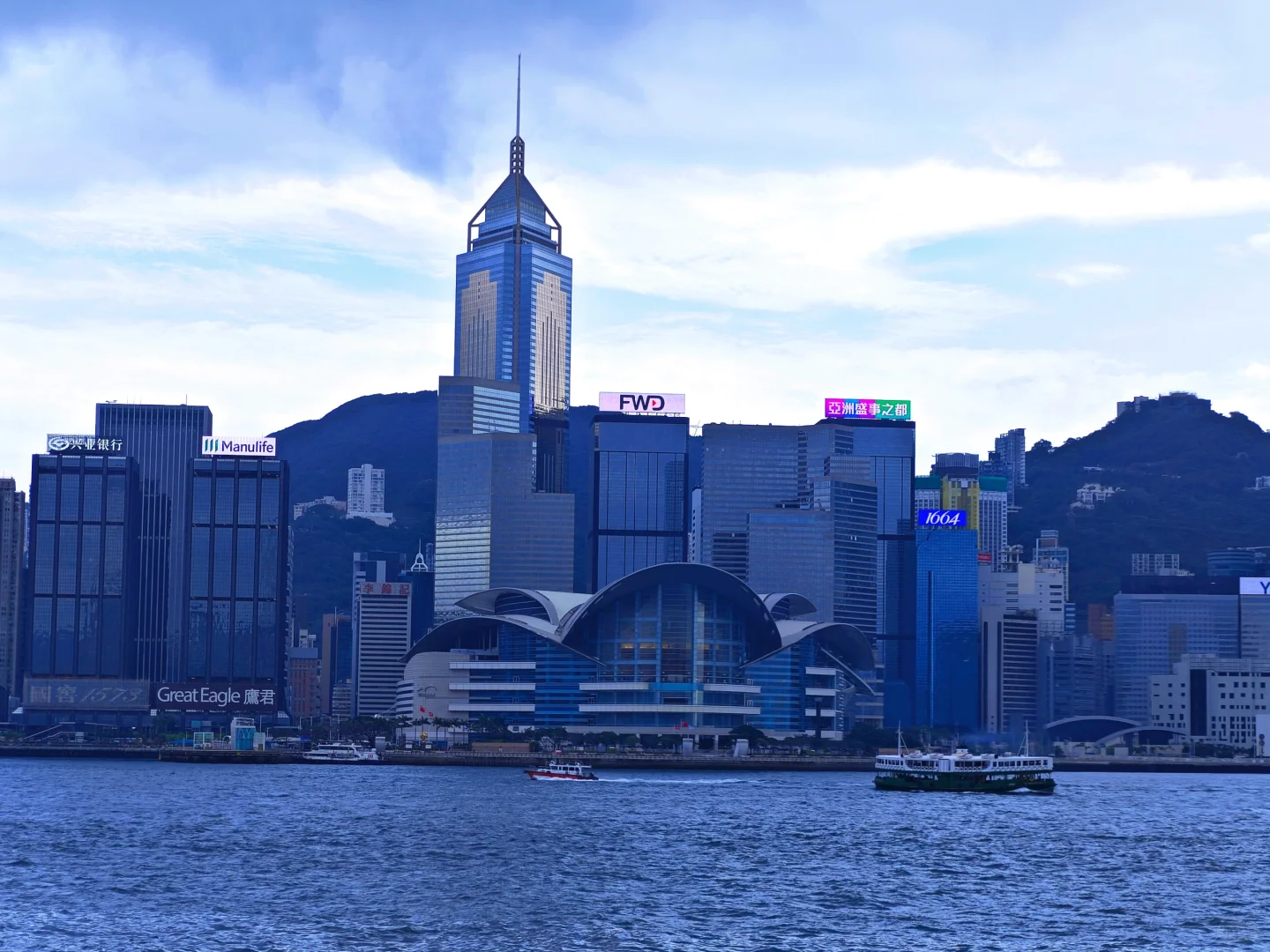 婚礼推荐歌曲Beautiful in White超爱