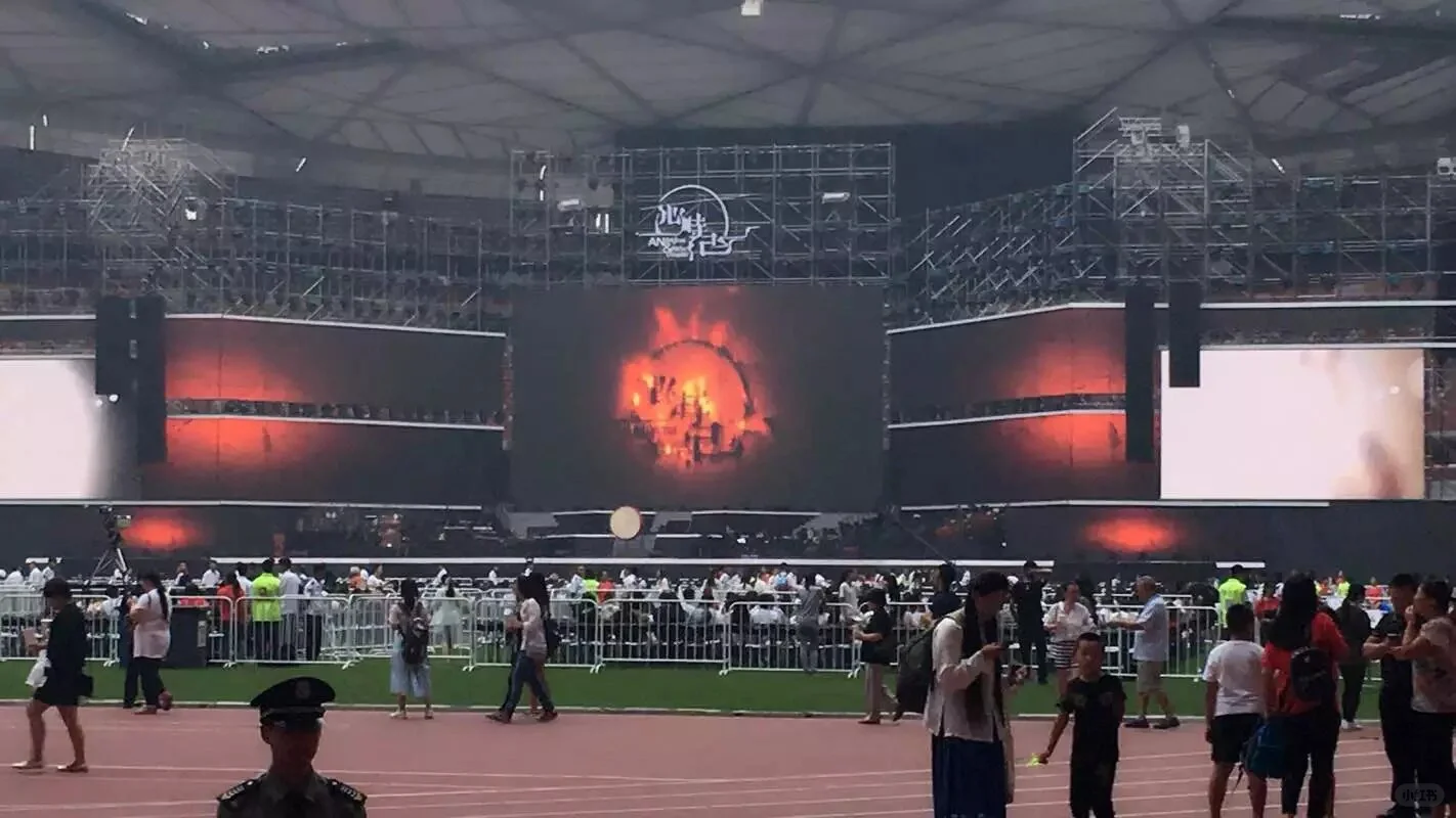 少年听雨歌楼上