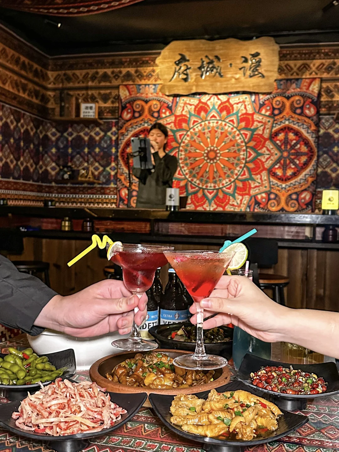 临海新开的民谣bar 超有氛围！！！