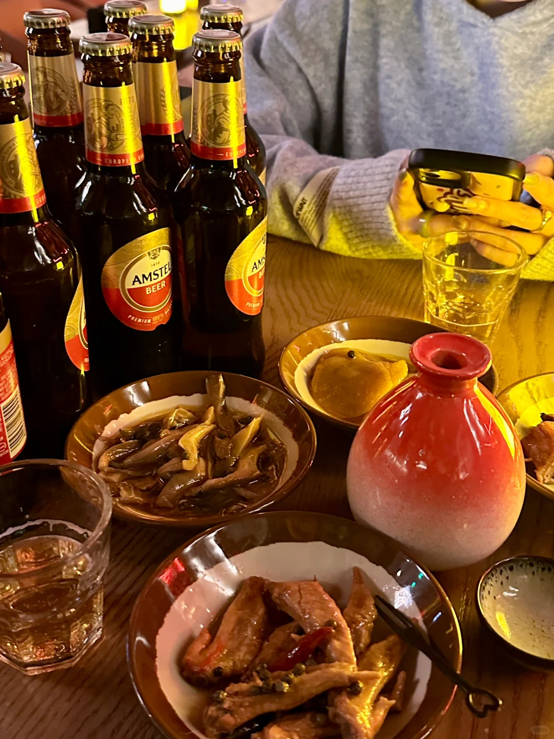 每天8:30一场民谣演唱会！打工人的心灵归宿