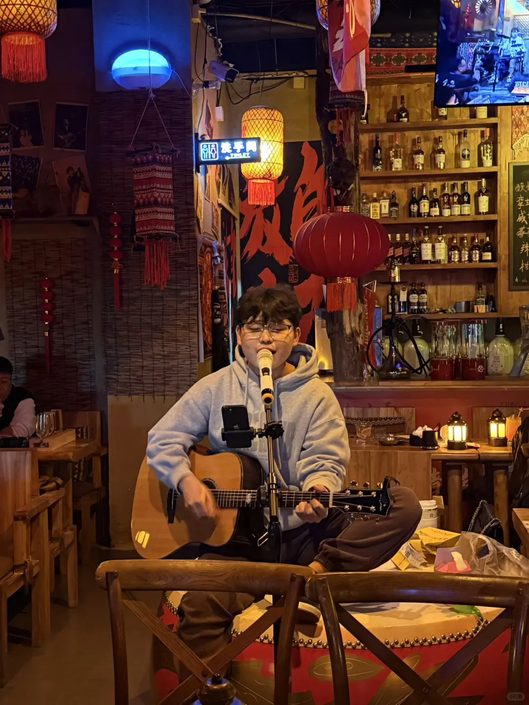 不在丽江！！宁波也有！火塘民谣bar