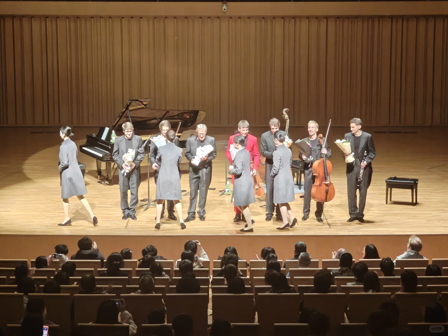 视听盛宴！接入音乐的世界！