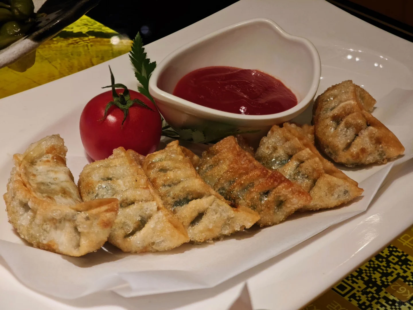 深圳罗湖口岸KTV｜冬天边吃牛杂煲边唱歌🎤