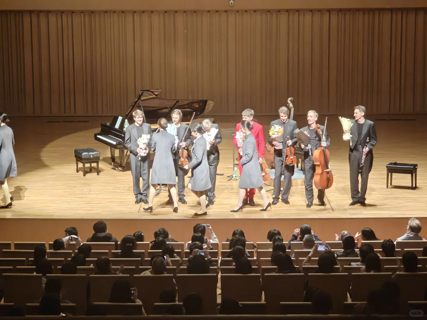 视听盛宴！接入音乐的世界！