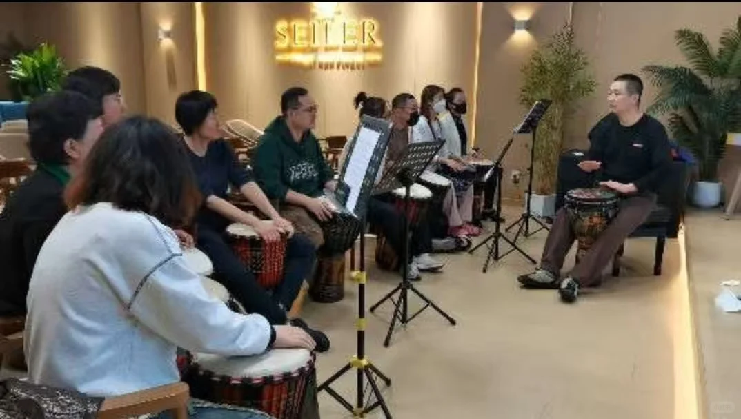 暖冬集训营➠打造专属成人朋友非洲鼓体验营