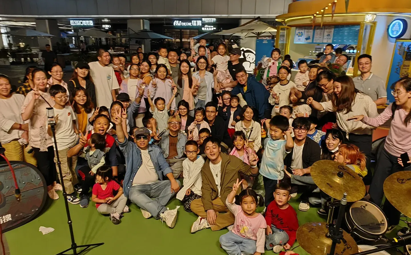 12月19日周五北苑龙湖天街免费音乐现场