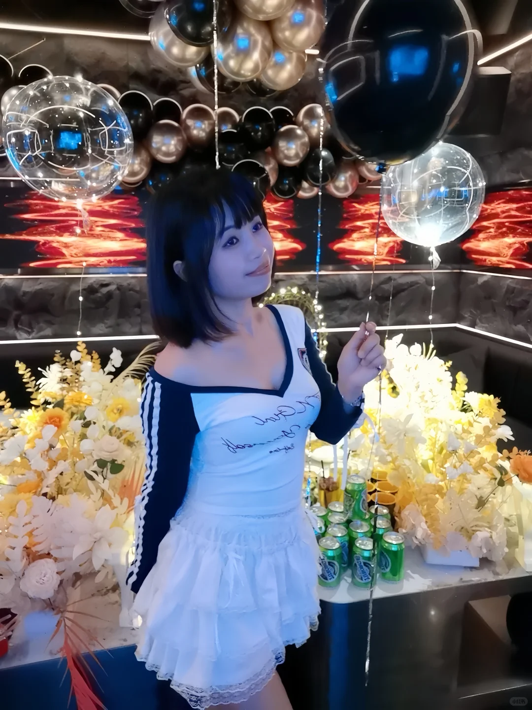 🥳广州KTV卷成这样了,生日超出片🎉