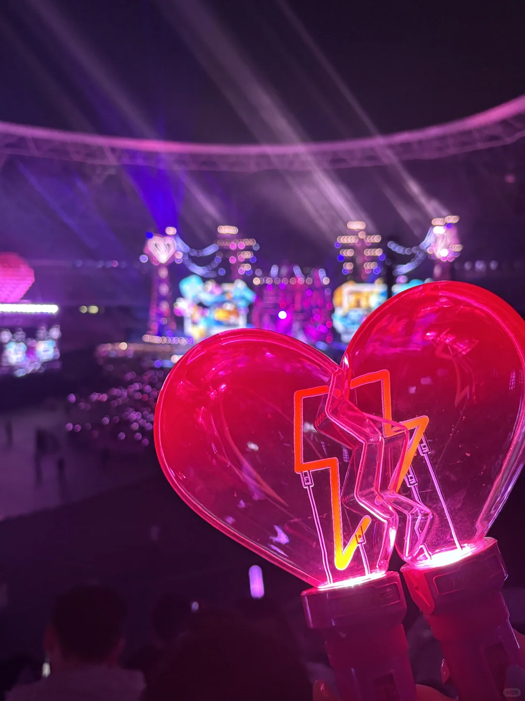 来到罗曼城ktv啦