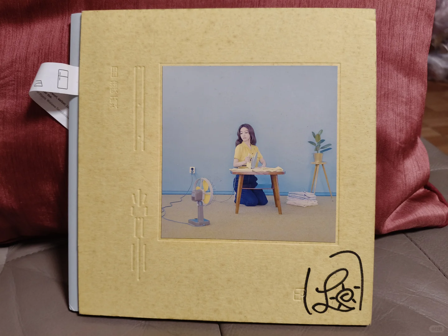 華語女子天團SHE簽名專輯