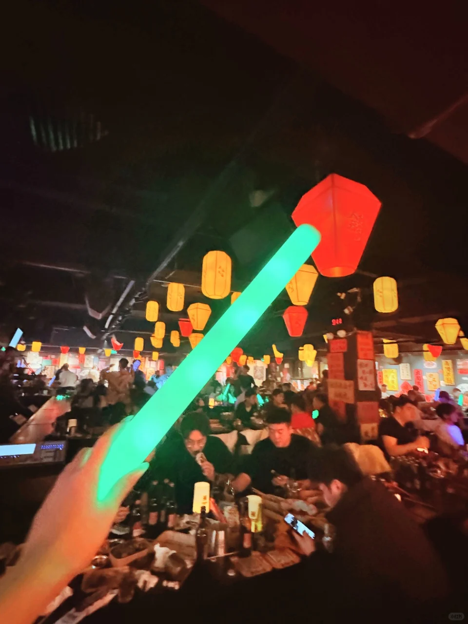 长春夜生活新地标！桂林路民谣酒馆开嗨🎤