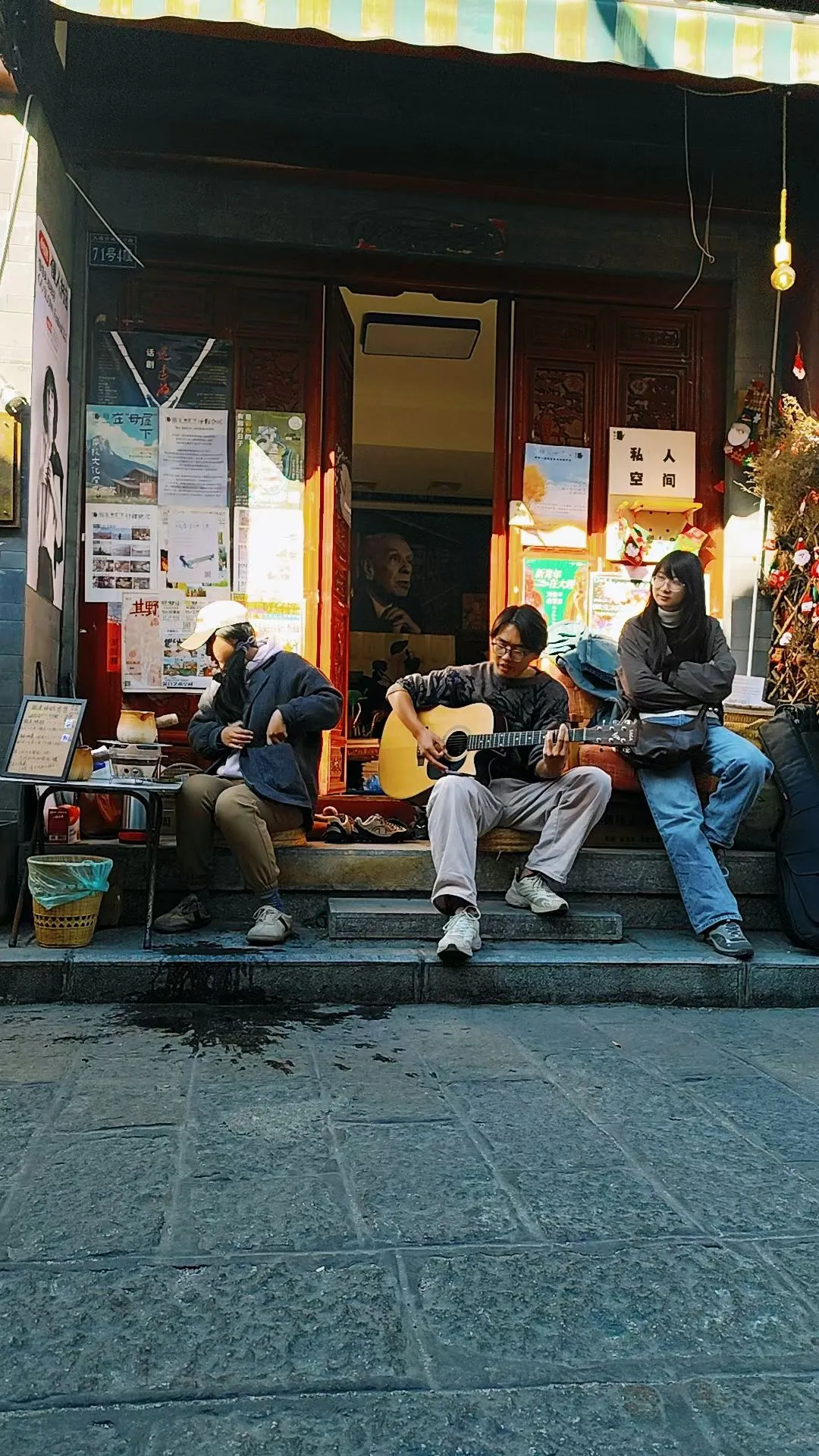 我的原创歌曲《平凡某一天》