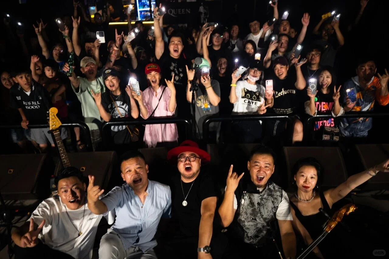 「拆墙记」沉默呼救 x 地西泮 | 联合摇滚专场