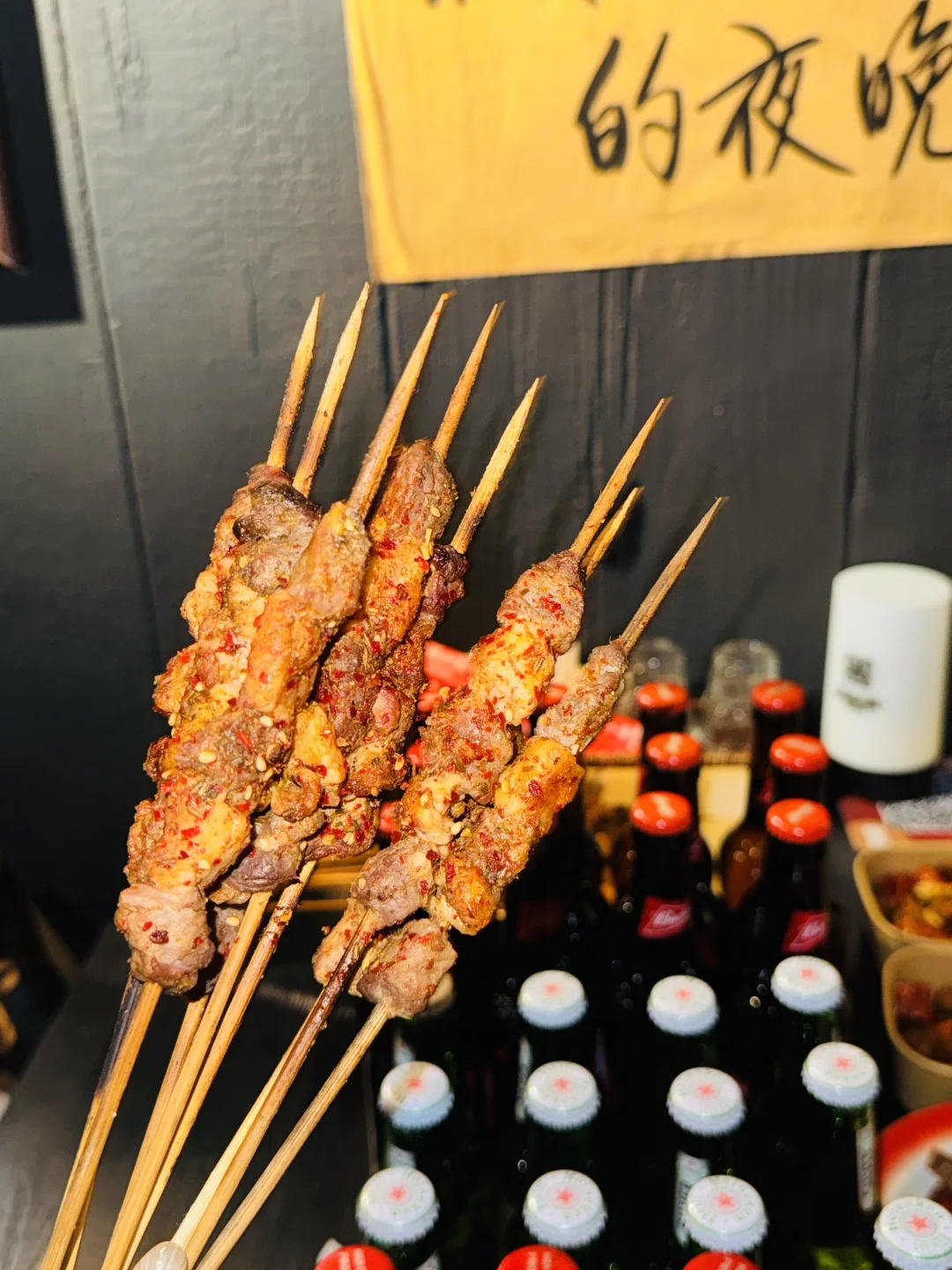 快收藏！氛围感民谣酒馆，拍照喝酒两不误