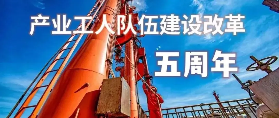 身着汉服、执卷而歌:青春之声唱响千年诗韵