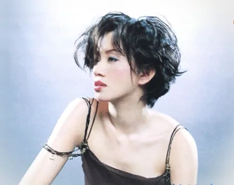 华语经典金曲 |《似是故人来》:唯怀念不泯,似故人常来