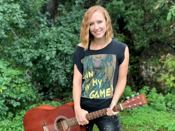 美国姑娘演绎抖音神曲《一百万个可能》新版本,歌词美哭了!