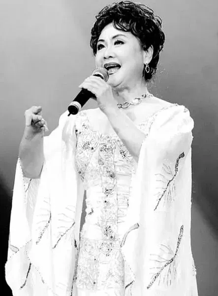80年代老歌里的人生答案:乡愁从不是枷锁,而是一代人的奋斗底气