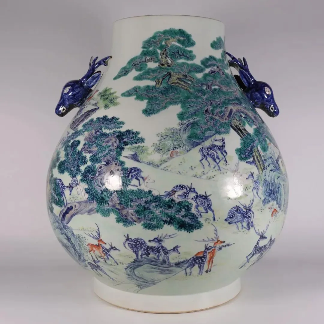 松风鹿鸣,盛世长歌——清乾隆青花斗彩百鹿尊
