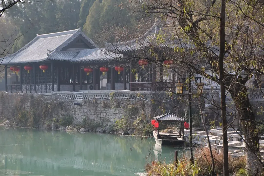 再歌金缕曲,所愿寸心知