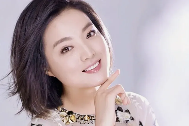 经典老歌丨白雪《久别的人》送给久别的朋友