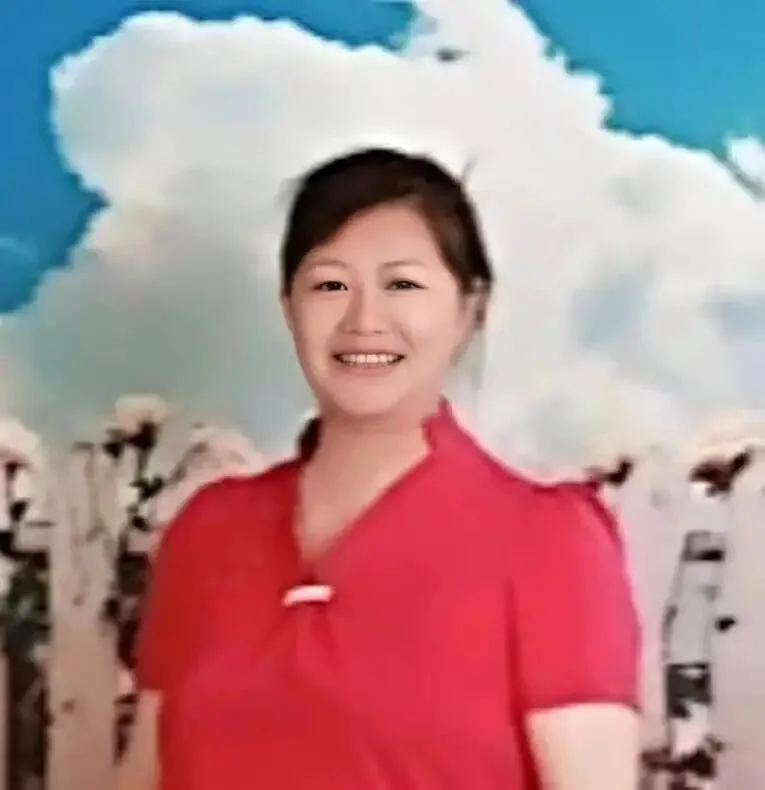 【视频】《童年是一首歌》作曲:刘昌贵/演唱:邹希梅(雪中情)